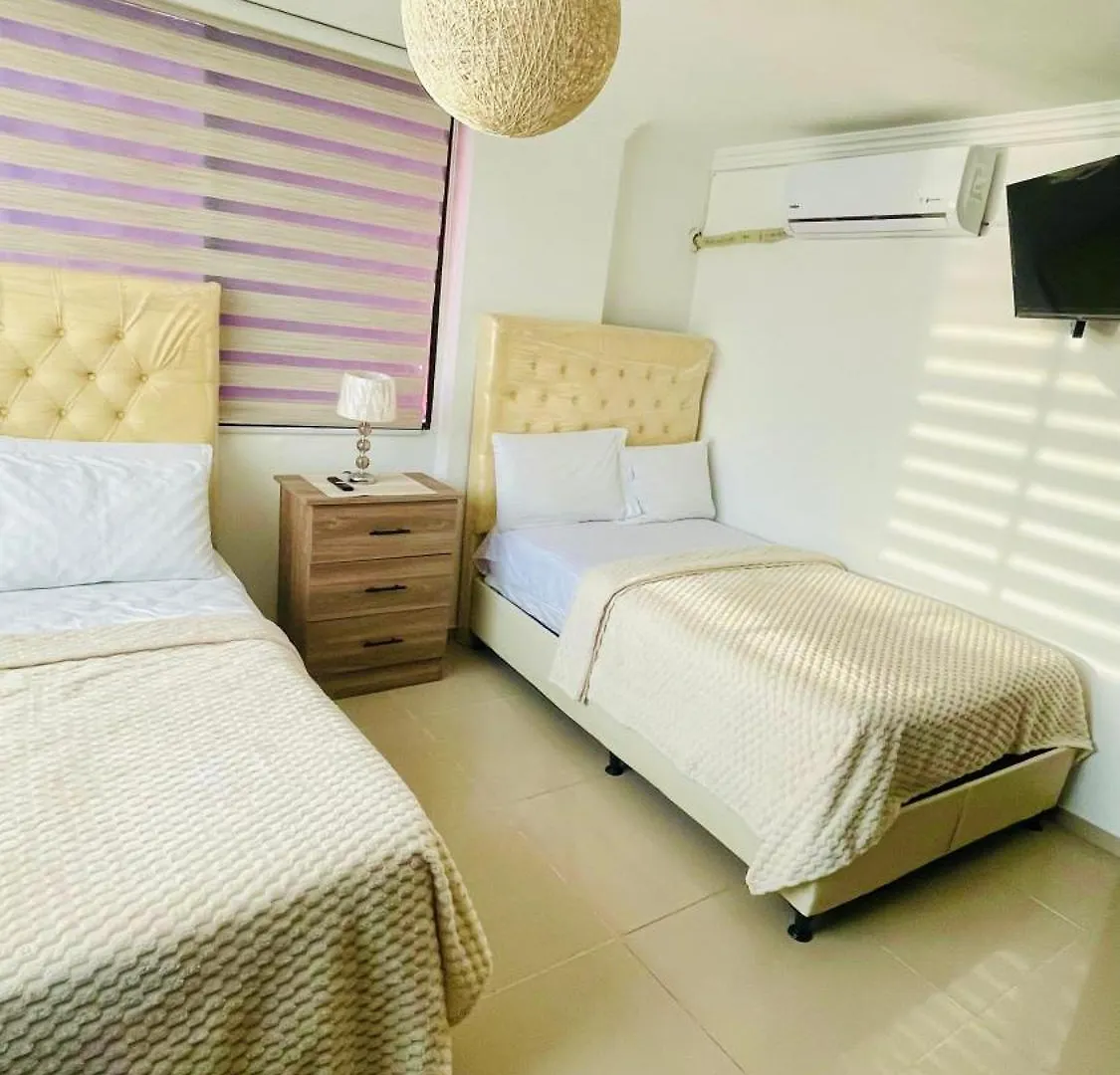 Habitacion En Cartagena De Indias Laguito 0*,